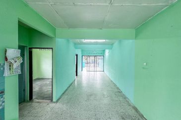 Corner Lot Single Storey Jalan Dato Dagang, Taman Sentosa, Klang