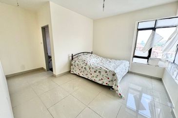 (CORNER UNIT) One Damansara Condo, Damansara Damai