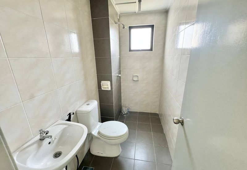 (CORNER UNIT) One Damansara Condo, Damansara Damai