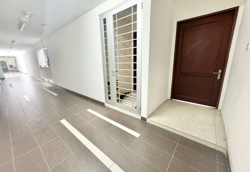 (CORNER UNIT) Sentral Residences 1&2 Condo, Kajang