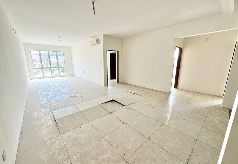 (CORNER UNIT) Sentral Residences 1&2 Condo, Kajang