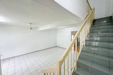 (WELL MAINTAINED) 2 Storey PUJ 2 Taman Puncak Jalil Selangor