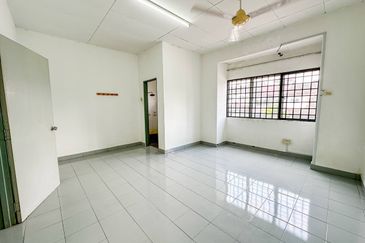 (WELL MAINTAINED) 2 Storey PUJ 2 Taman Puncak Jalil Selangor