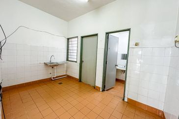 (WELL MAINTAINED) 2 Storey PUJ 2 Taman Puncak Jalil Selangor