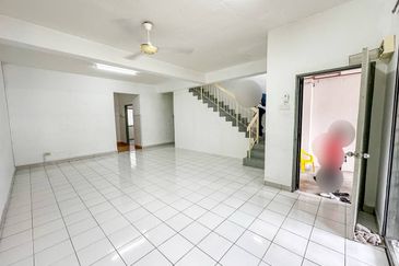 (WELL MAINTAINED) 2 Storey PUJ 2 Taman Puncak Jalil Selangor