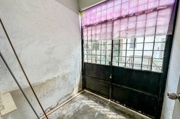 (WELL MAINTAINED) 2 Storey PUJ 2 Taman Puncak Jalil Selangor