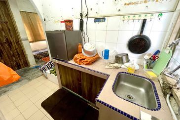 (GROUND FLOOR) Pangsapuri Melor, Puchong Prima, Puchong