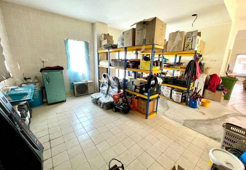 (EXTRA LAND) Bungalow 2 Storey Terrace Mahkota Hills Taman Tasik Senangin Lenggeng