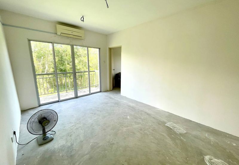 (EXTRA LAND) Bungalow 2 Storey Terrace Mahkota Hills Taman Tasik Senangin Lenggeng