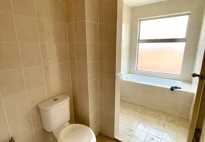 (EXTRA LAND) Bungalow 2 Storey Terrace Mahkota Hills Taman Tasik Senangin Lenggeng