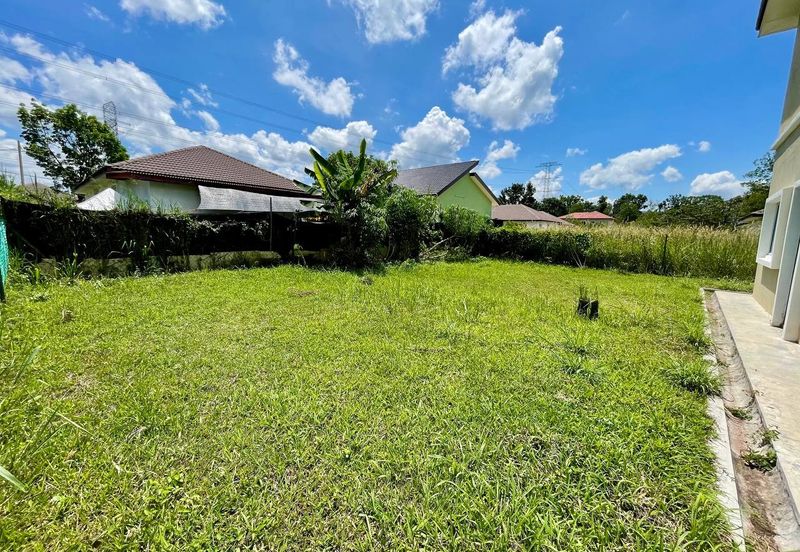 (EXTRA LAND) Bungalow 2 Storey Terrace Mahkota Hills Taman Tasik Senangin Lenggeng