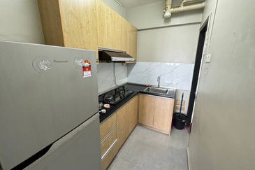 (LOW COST) Blok D Pangsapuri Segar Perdana, Cheras, Selangor