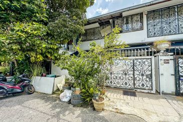 (FACING OPEN) 2.5 Storey Terrace, Taman Pinggiran Ukay, Ampang