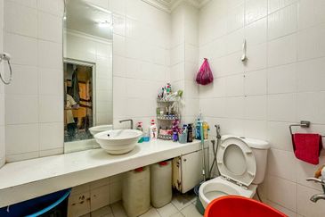 (FACING OPEN) 2.5 Storey Terrace, Taman Pinggiran Ukay, Ampang