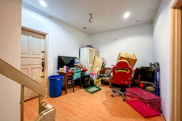 (FACING OPEN) 2.5 Storey Terrace, Taman Pinggiran Ukay, Ampang