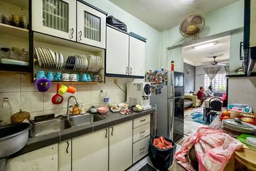 (GROUND FLOOR) Pesona Villa Apartment, Taman Melawati