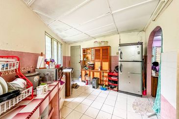 (GROUND FLOOR) Flat Wangsa Maju Seksyen 2, Wangsa Maju 