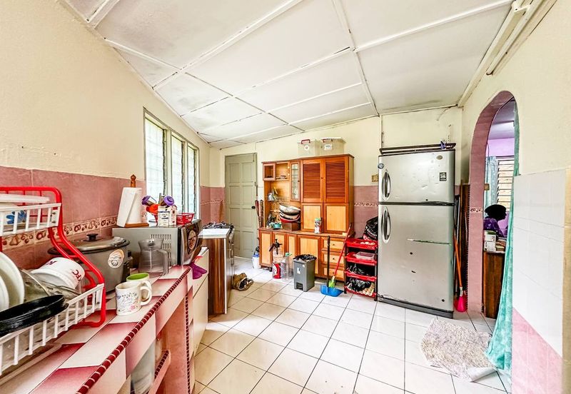 (GROUND FLOOR) Flat Wangsa Maju Seksyen 2, Wangsa Maju 