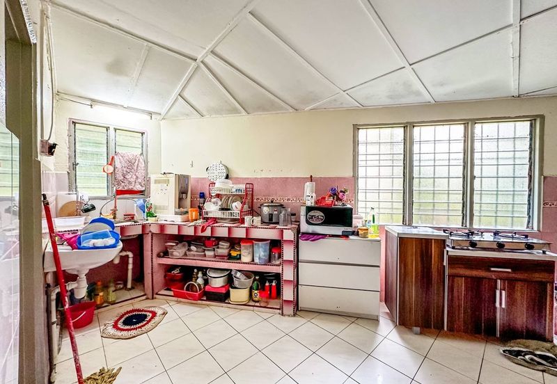 (GROUND FLOOR) Flat Wangsa Maju Seksyen 2, Wangsa Maju 