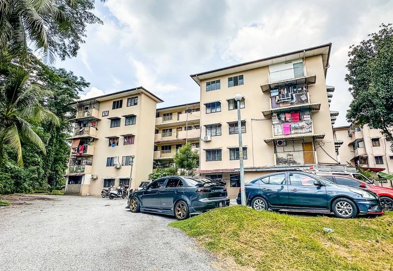 (GROUND FLOOR) Flat Wangsa Maju Seksyen 2, Wangsa Maju 