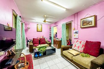 (GROUND FLOOR) Flat Wangsa Maju Seksyen 2, Wangsa Maju 