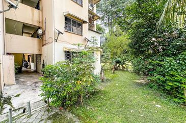 (GROUND FLOOR) Flat Wangsa Maju Seksyen 2, Wangsa Maju 