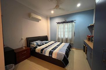 (SPACIOUS)(FACING OPEN) 2.5 Storey Bungalow Bukit Hijauan, Taman Bukit Saga, Seksyen 26, Shah Alam (Hicom)