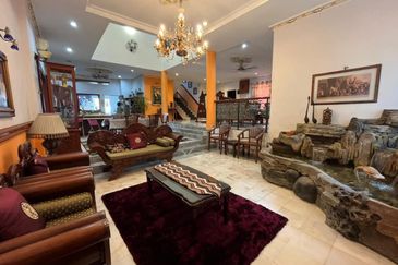 (SPACIOUS)(FACING OPEN) 2.5 Storey Bungalow Bukit Hijauan, Taman Bukit Saga, Seksyen 26, Shah Alam (Hicom)