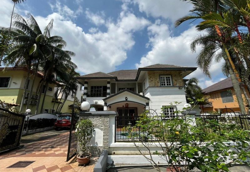 (SPACIOUS)(FACING OPEN) 2.5 Storey Bungalow Bukit Hijauan, Taman Bukit Saga, Seksyen 26, Shah Alam (Hicom)