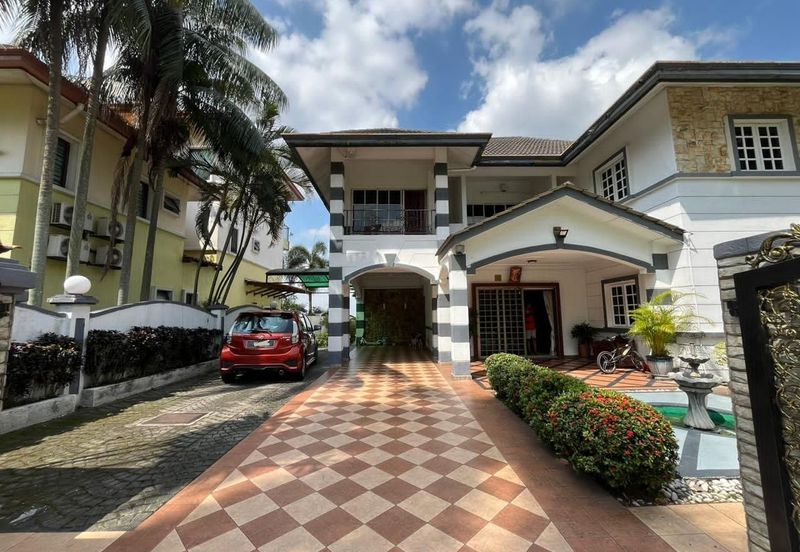 (SPACIOUS)(FACING OPEN) 2.5 Storey Bungalow Bukit Hijauan, Taman Bukit Saga, Seksyen 26, Shah Alam (Hicom)