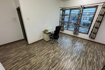 (GATED GUARDED) 2 Storey Superlink Ceri 2, Bandar Hillpark Puncak Alam