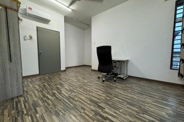 (GATED GUARDED) 2 Storey Superlink Ceri 2, Bandar Hillpark Puncak Alam