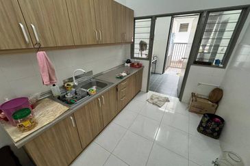 (GATED GUARDED) 2 Storey Superlink Ceri 2, Bandar Hillpark Puncak Alam