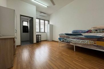 (GATED GUARDED) 2 Storey Superlink Ceri 2, Bandar Hillpark Puncak Alam