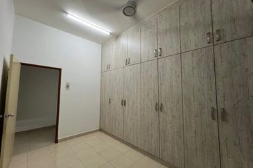 (WELL KEPT UNIT) Fully Renovated Single Storey Semi D Jalan Pipit, Taman Bentara, Telok Panglima Garang