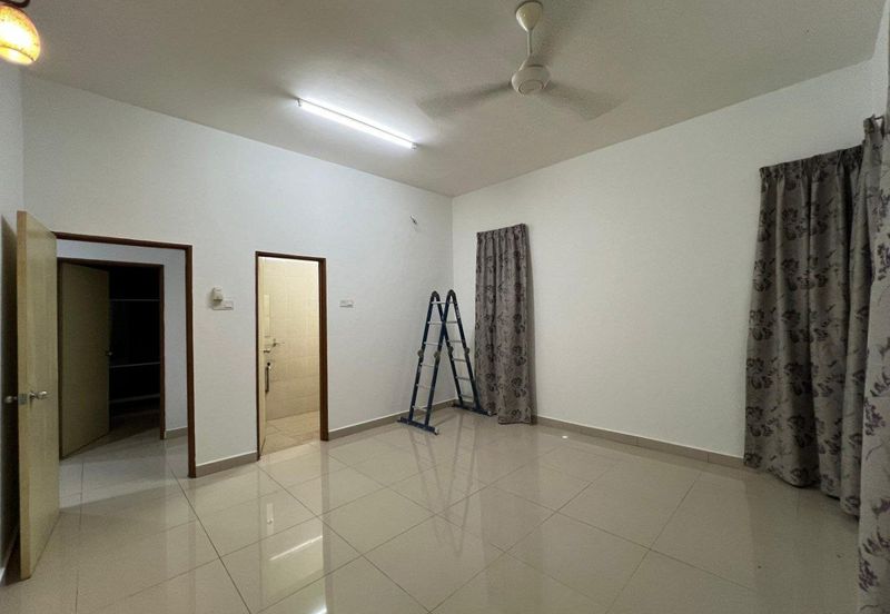 (WELL KEPT UNIT) Fully Renovated Single Storey Semi D Jalan Pipit, Taman Bentara, Telok Panglima Garang