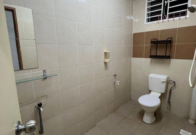 (WELL KEPT UNIT) Fully Renovated Single Storey Semi D Jalan Pipit, Taman Bentara, Telok Panglima Garang