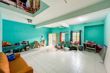 (GATED GUARDED) 2 Storey Terrace Taman Saujana Utama 3, Sungai Buloh