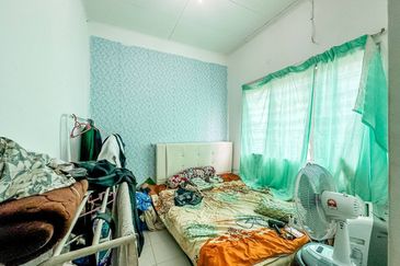 (GATED GUARDED) 2 Storey Terrace Taman Saujana Utama 3, Sungai Buloh