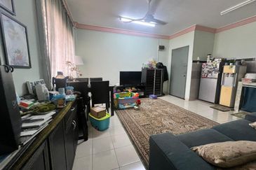 (GOOD INVESTMENT) Pangsapuri Sri Meranti, Bdr Sri Damansara