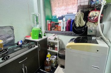 (GOOD INVESTMENT) Pangsapuri Sri Meranti, Bdr Sri Damansara