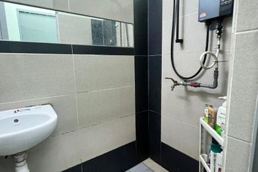 (GOOD INVESTMENT) Pangsapuri Sri Meranti, Bdr Sri Damansara