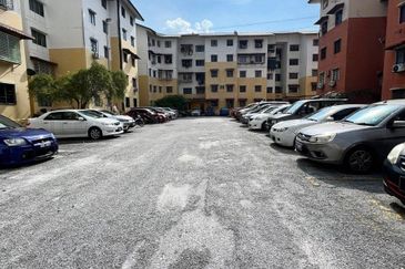 (GOOD INVESTMENT) Pangsapuri Sri Meranti, Bdr Sri Damansara