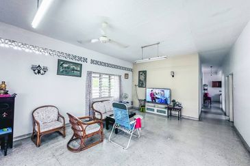 (STRATEGIC LOCATION) Spacious Single Storey Bungalow Ampang Jaya (Lorong Awan)
