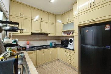 (EXTRA LAND)(FACING OPEN) 2 Storey Superlink Putra Indah Seksyen 9, Putra Heights