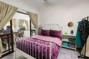 (EXTRA LAND)(FACING OPEN) 2 Storey Superlink Putra Indah Seksyen 9, Putra Heights