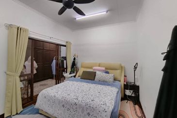 (EXTRA LAND)(FACING OPEN) 2 Storey Superlink Putra Indah Seksyen 9, Putra Heights