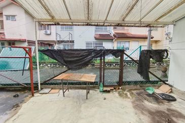 (EXTRA LAND)(FACING OPEN) 2 Storey Superlink Putra Indah Seksyen 9, Putra Heights