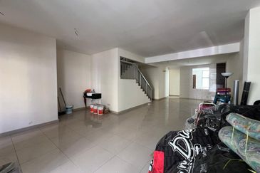 (PRIME LOCATION) Huge 3 Storey Superlink, Taman Ukay Tropika Ukay Perdana Ulu Klang, Ampang