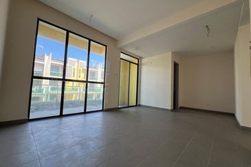 (PRIME LOCATION) Huge 3 Storey Superlink, Taman Ukay Tropika Ukay Perdana Ulu Klang, Ampang